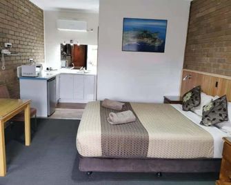 Peppinella Motel - Ballarat - Soverom