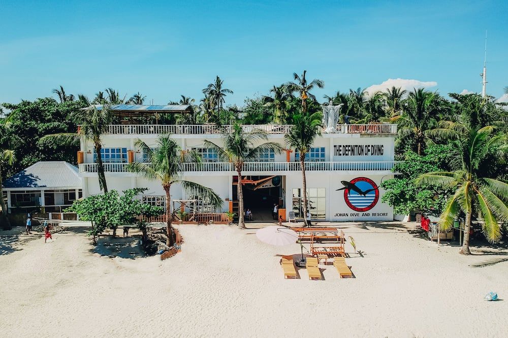 johandive - Malapascua Island - Building