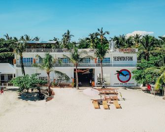 johandive - Malapascua Island - Building