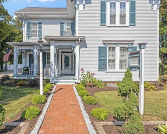 Isaiah Jones Homestead Bed & Breakfast - Sandwich - Bâtiment