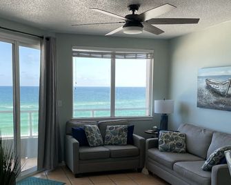 Silver Beach 502, Beachfront with breathtaking views! 2 bedroom, 2 bath - Orange Beach - Living room