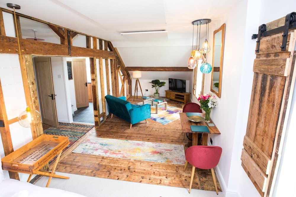 James' Place at Brynawel - מרטיר טידפיל - סלון