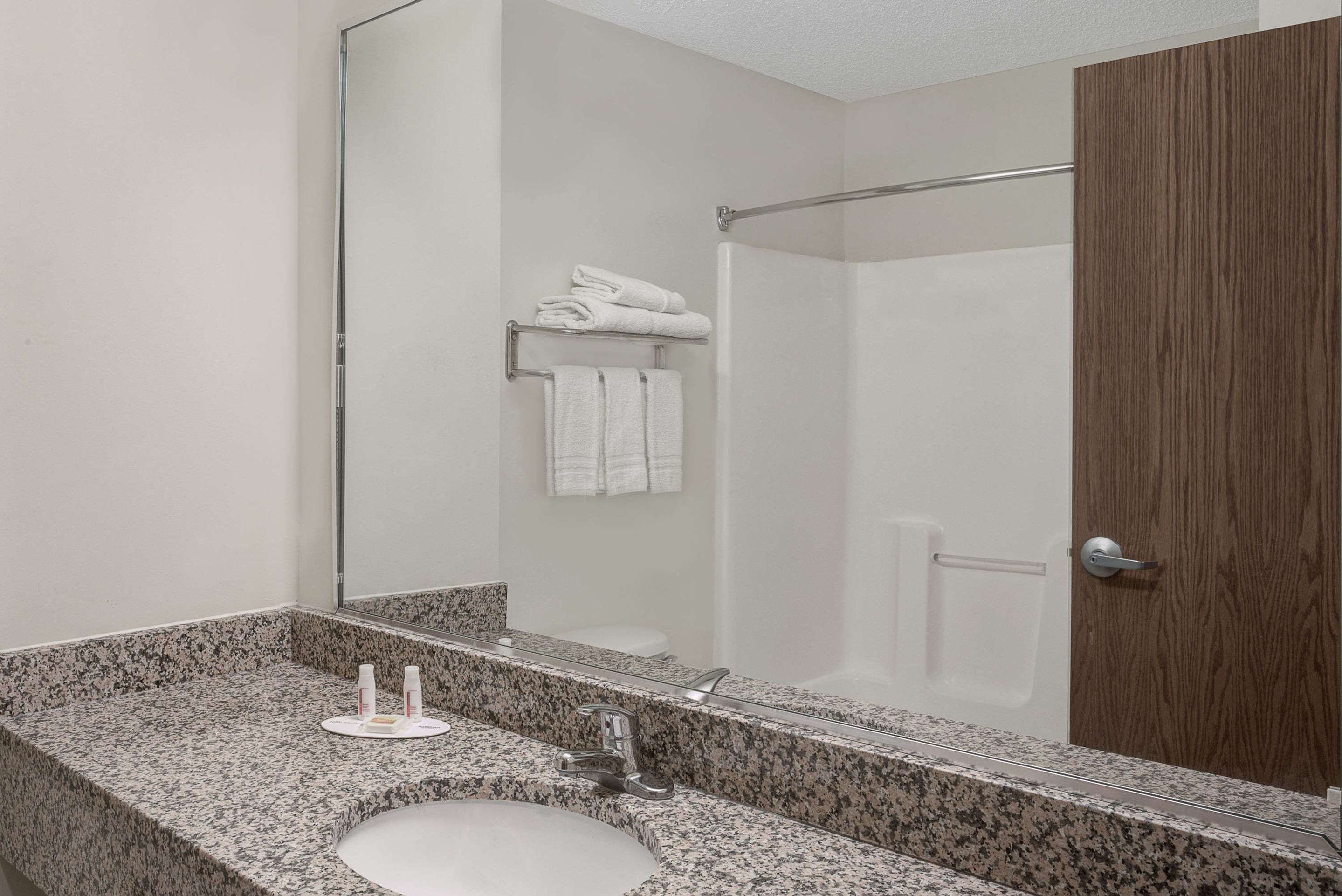 Days Inn Greensboro NC
