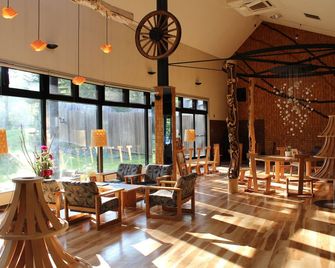 Oku Kussharo Onsen Lamp no Yado Moritsubetsu - Tsubetsu - Lobby