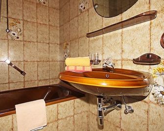 Holiday Home Hussl by Interhome - Schlitters - Bathroom