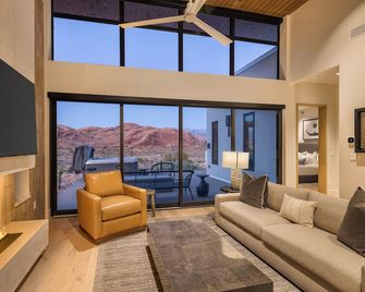 Lionsback Resort - Moab