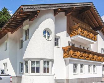Attraktive Ferienwohnung - Ischgl - Building