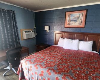 Guest House Motel - Carthage - Bedroom