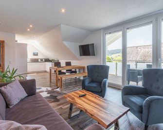 Ferienhaus am Rösslewald - Breitnau - ห้องนั่งเล่น