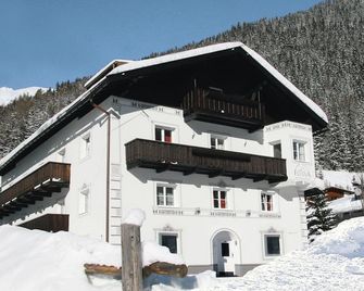 Apartment in Ischgl for winter sports enthusiasts - Ischgl - Gebäude
