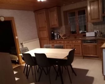 Apartment In House, All Comfort - Les Rousses - Salle à manger