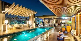 K Tower Boutique Hotel By Lucerna - Tijuana - Pool