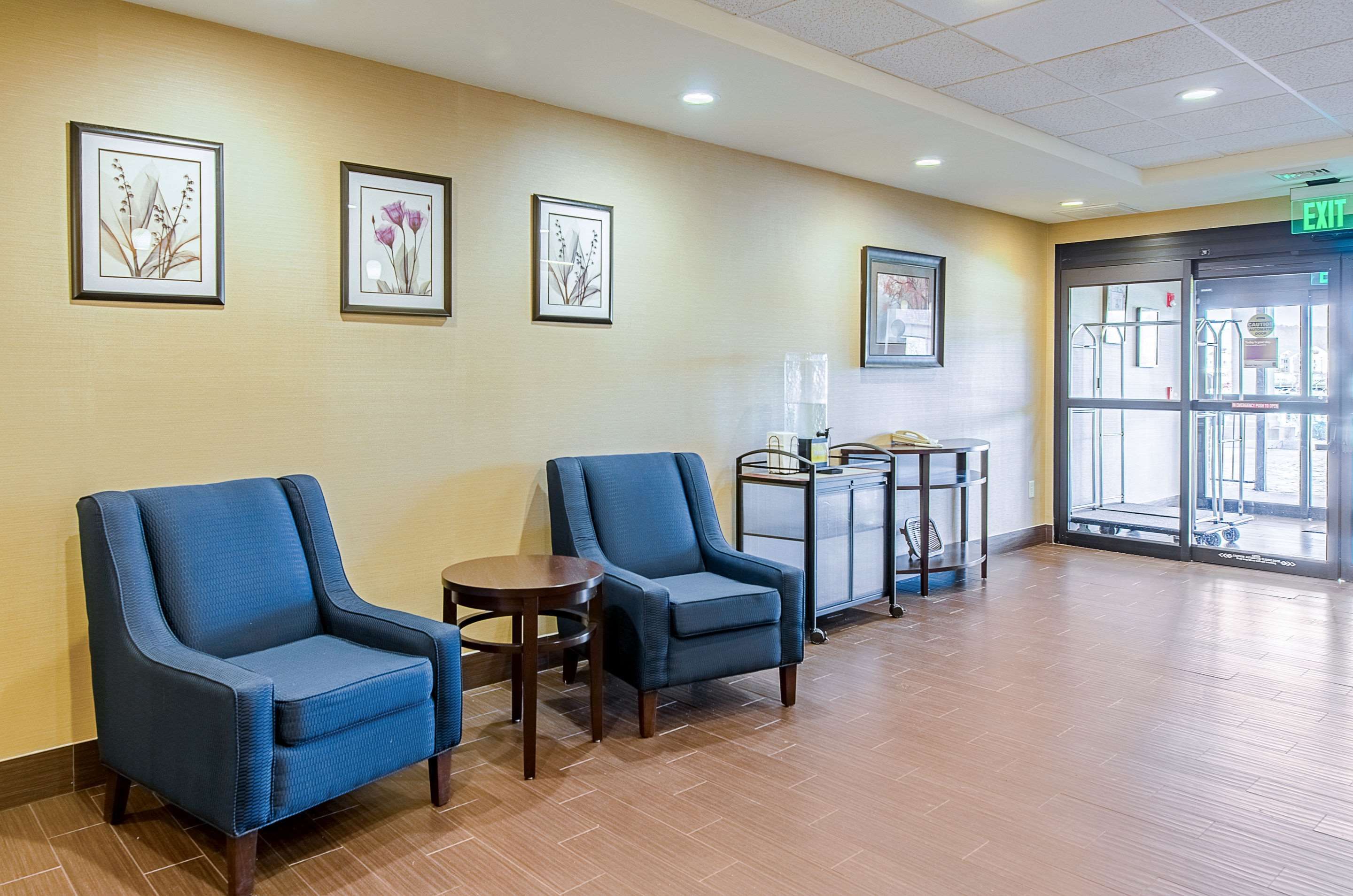 Comfort Suites 86 1 2 1 Wytheville Hotel Deals Reviews