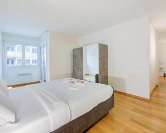 Locarno Best Place - Happy Rentals - Locarno - Bedroom