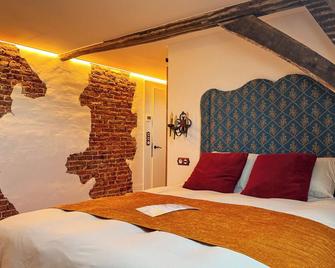 Les Salonnières - Privé wellness & Charmeverblijf - Kruishoutem - Bedroom