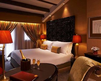 Aurum Royal - Singapore - Bedroom