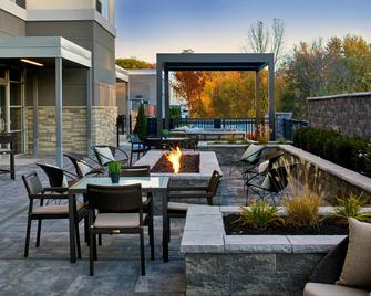 Courtyard by Marriott Albany Airport - Albany - Innenhof