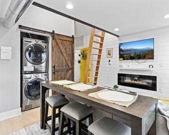 Chic Loft Withparking 15 Mins To Little - Germantown - Їдальня