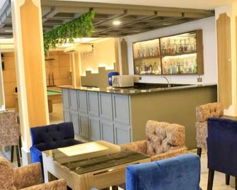 Hotel Presidente Internacional - กวายากิล - บาร์