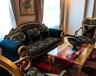 Tc Damhil Ung - Gorontalo - Living room