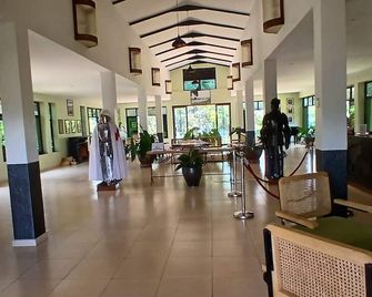 Explorer Resort & Marina - Kisubi - Lobby