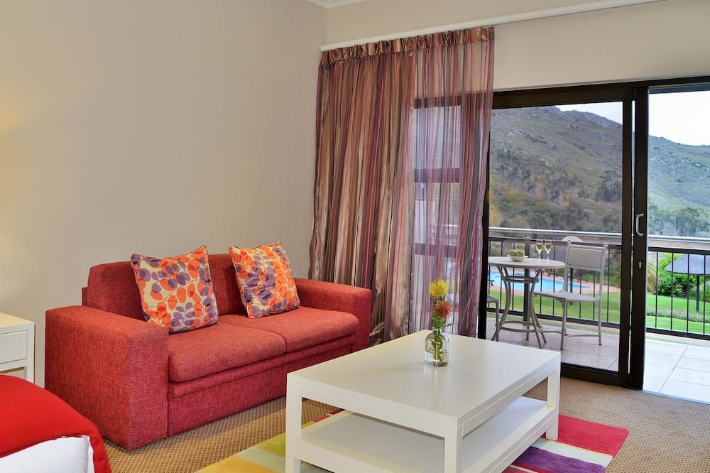 Piekenierskloof Mountain Resort