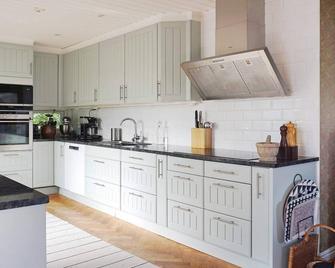4 Star Holiday Home in Enskede-by Traum - Stockholm - Kitchen