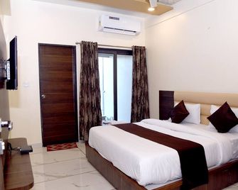 Hotel Abu Inn - Ābu Road - Habitación