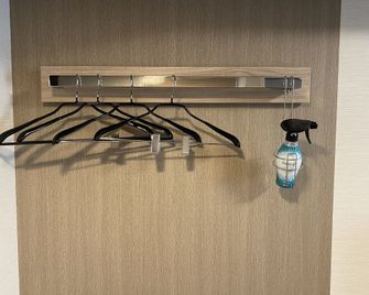 Hotel Route Inn Osaka Izumi - Izumi - Servicio de la habitación