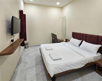Wavelash Resort - Bombay - Habitación