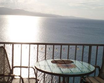 Skytop Beach Studio at Mobay Club - Montego Bay - Balcony
