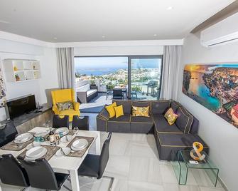 Artist Terrace Apartments - Mellieħa - Essbereich