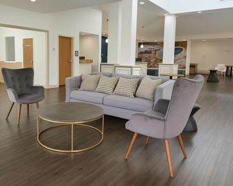 Clarion Inn - Idaho Falls - Sala de estar