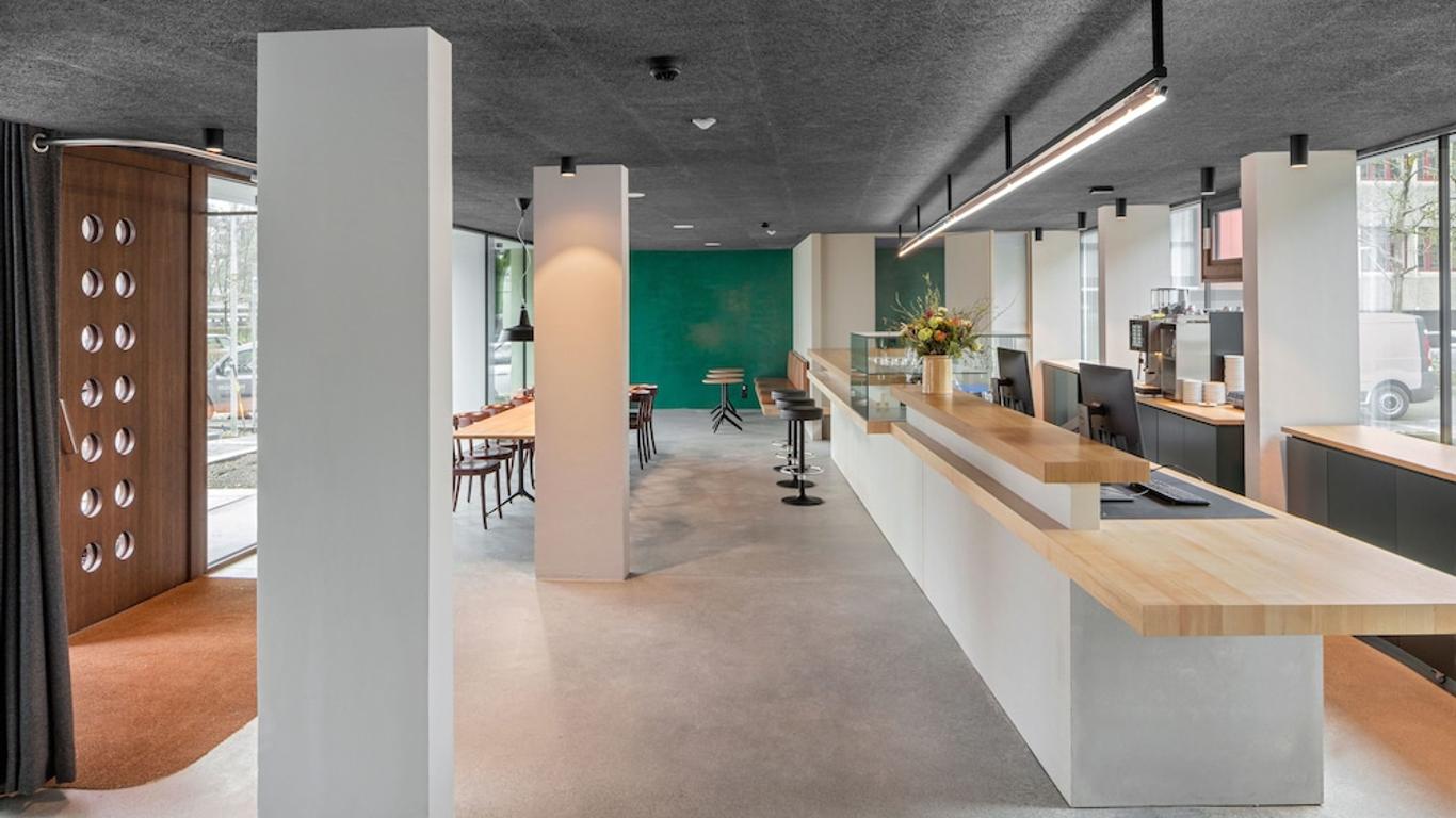 بيت شباب بيرن يوث