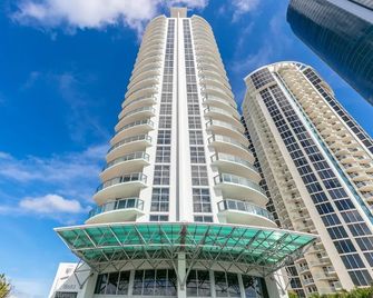 Marenas Resort Condos by Ammos VR - Sunny Isles Beach - Bâtiment