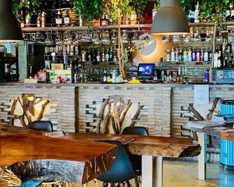 Ref 275 - Fuengirola - Bar