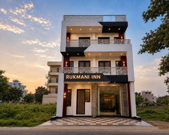 Rukmani Inn - Vrindavan - Будівля
