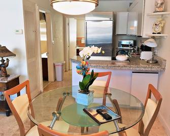 Manhattan Tower Apartment Hotel - Fort Lauderdale - Dining room