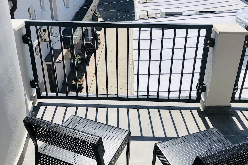 Schöndorf Hostel - virtual reception - ברטיסלבה - מרפסת