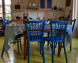 Les Marronniers - Reillanne - Salle à manger