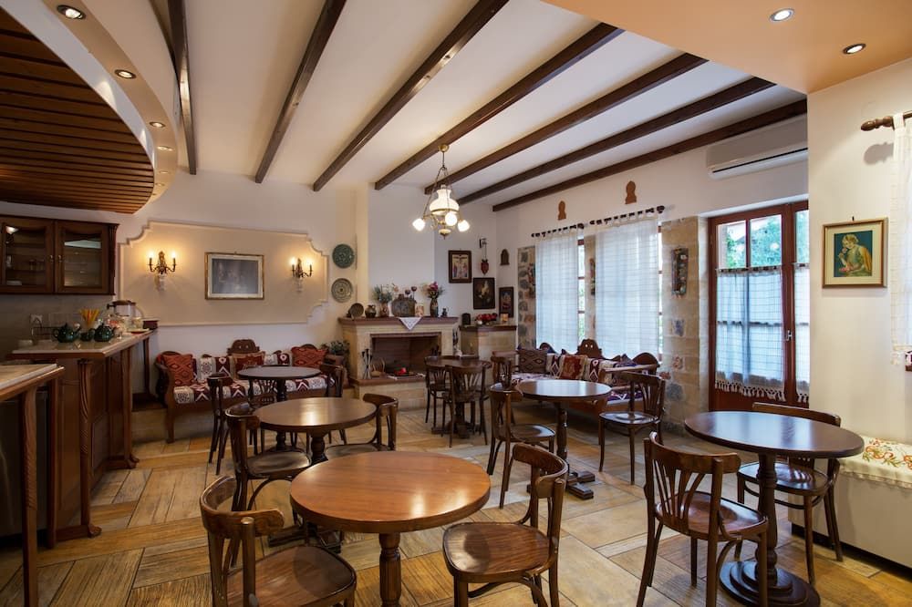 بترينو جيست هاوس