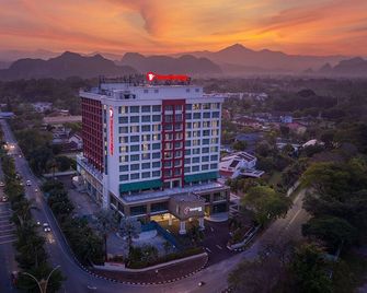 Travelodge Ipoh - Ipoh - Byggnad