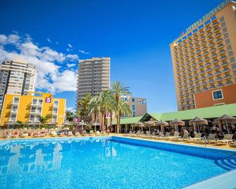 Hotel Servigroup Pueblo Benidorm - Benidorm - Piscina