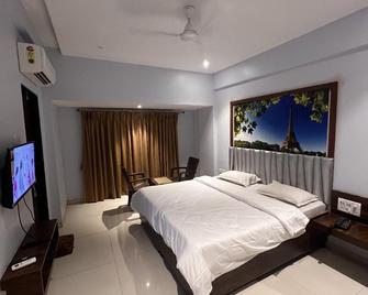 Hotel Modi Samrat - Aurangabad - Habitación
