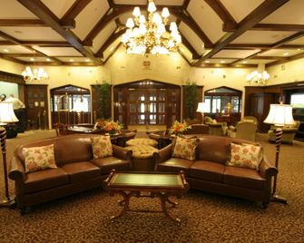 The Albion Summit - Summit - Area lounge