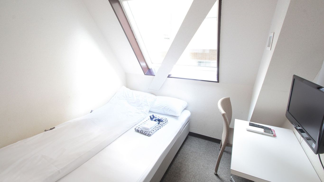 Sakura Hotel Jimbocho