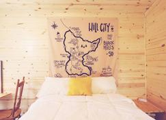 Firehouse Campground - Hill City - Bedroom