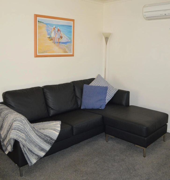 Waterfall Cottage - روزبد - غرفة معيشة