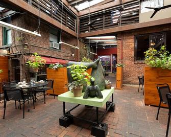 Tabard Inn - Washington, D.C. - Patio
