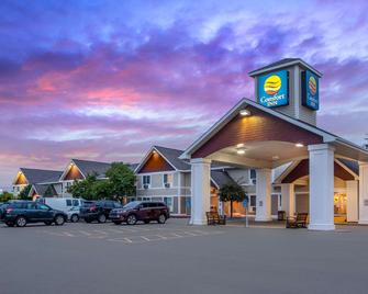 Comfort Inn - Iron Mountain - Building